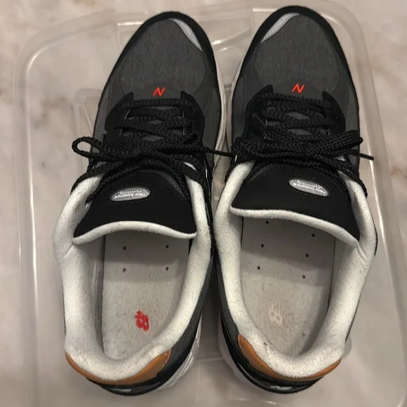 New Balance 2002R Used Size 11.5 - Picture 3 of 8